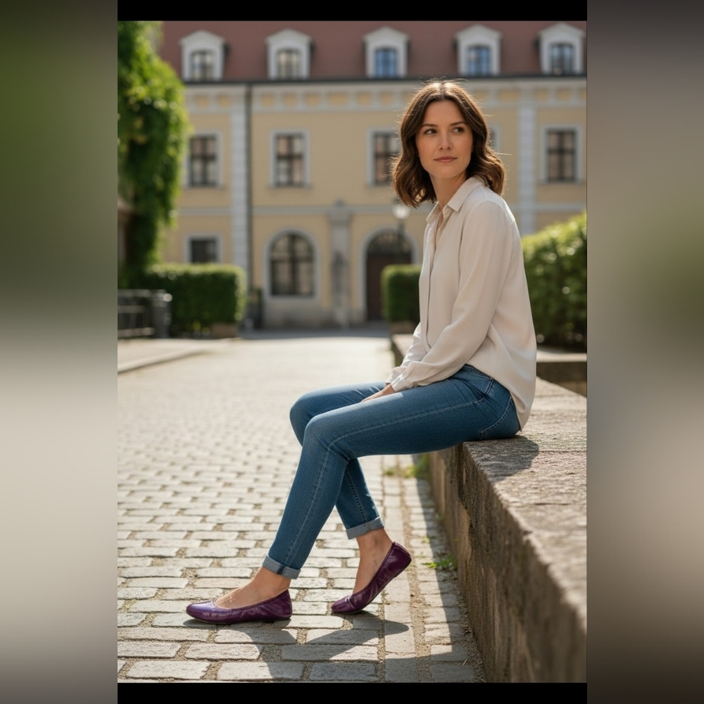 Tory Burch Glossy Purple Flats - Picture 3 of 7